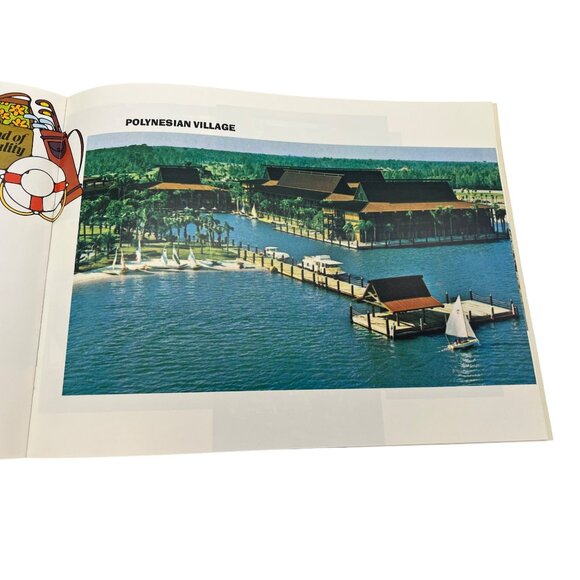 1972 Walt Disney World Souvenir Book Vintage Magic Kingdom Polynesian Village - Picture 8 of 10